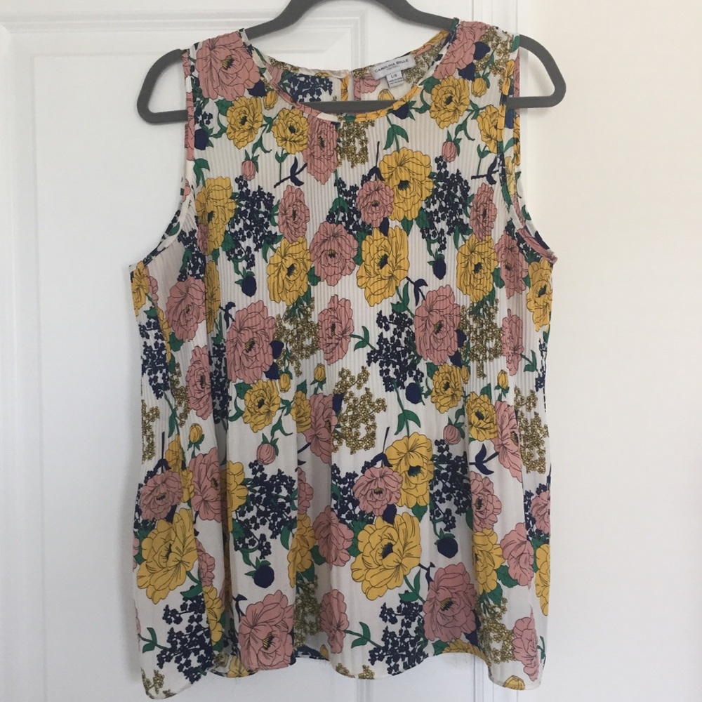 ❤️4/$25 ❤️ Carolina Belle Crew Neck Blouse